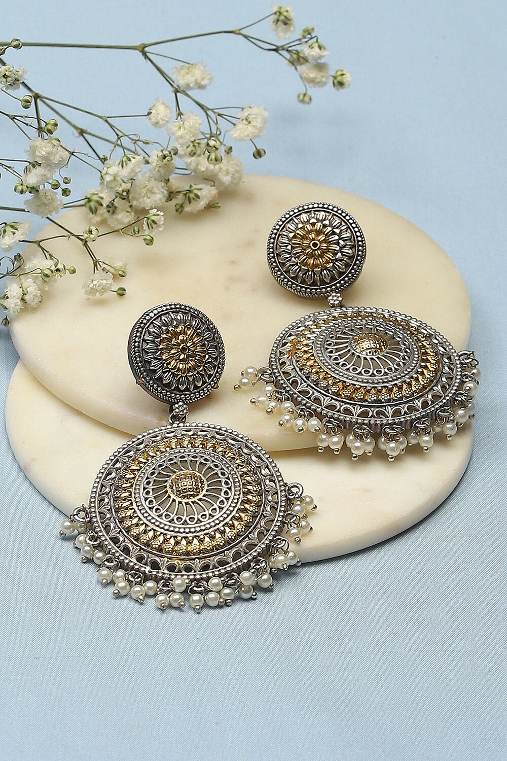 Gold Silver Brass earrings image number 0