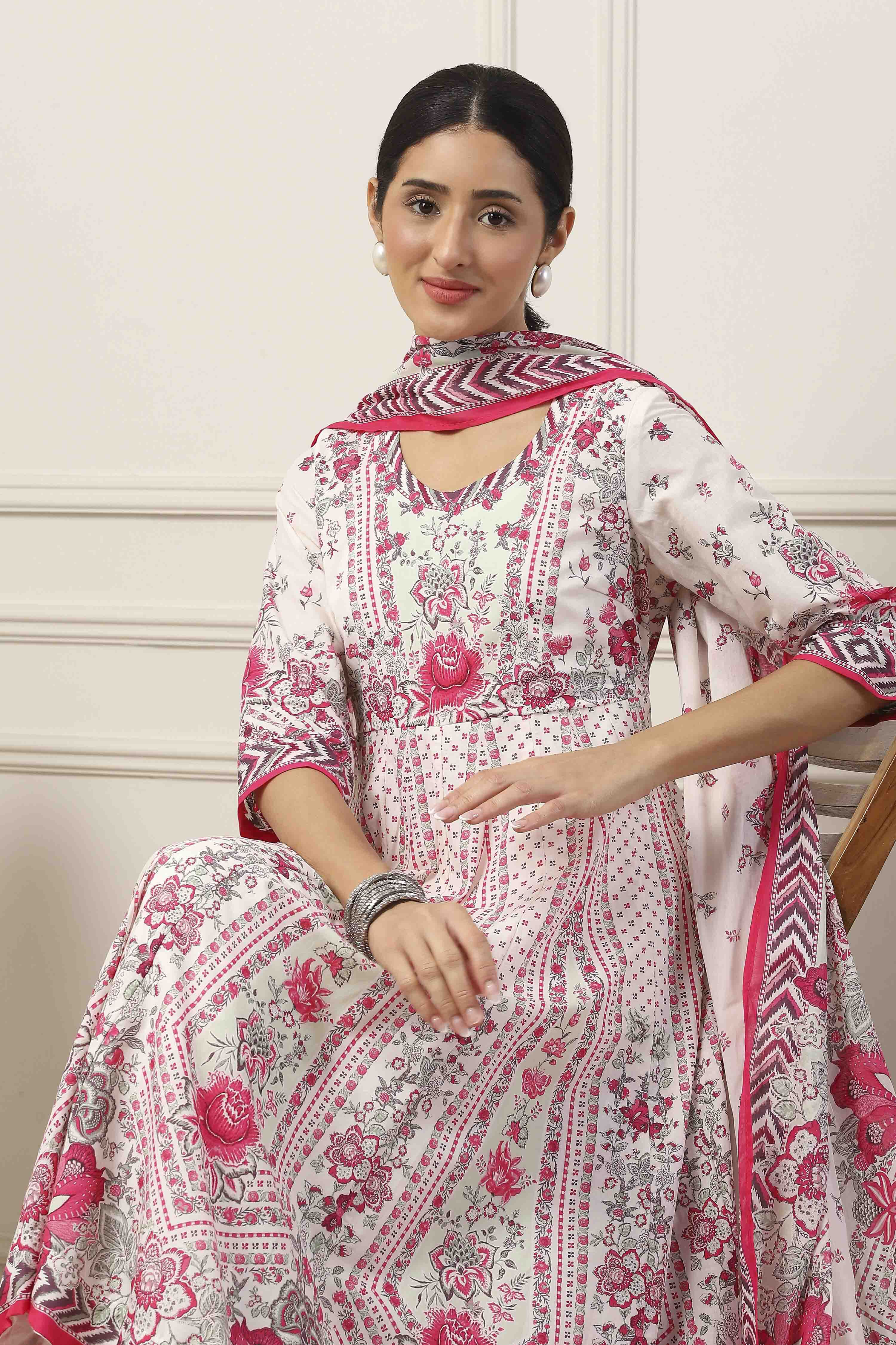 Pink Cotton Floral Printed Kalidar Suit Set image number 7