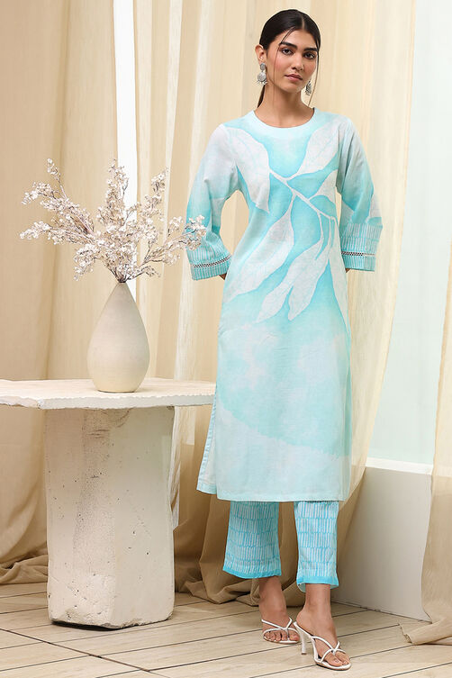 Turquoise Floral Printed Straight Kurta Set image number 5