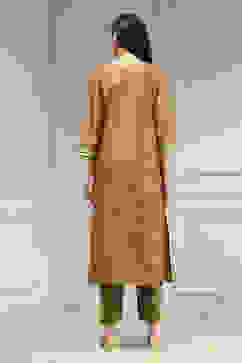 Coral Viscose Rayon Digital Print Unstitched Suit Set image number 5