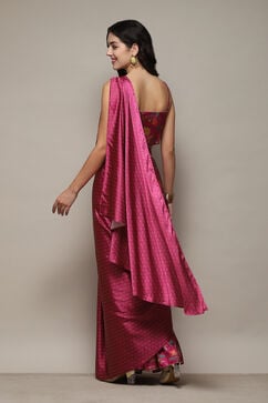 PlumPolyester Pre-draped Saree & A Stitched Blouse With Floral Prints image number 4