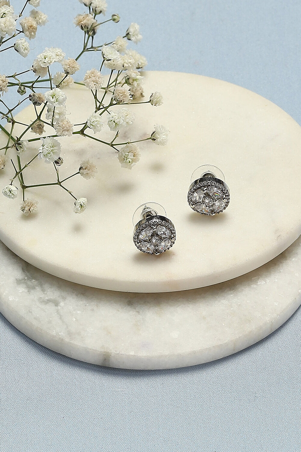 White Brass earrings image number 0