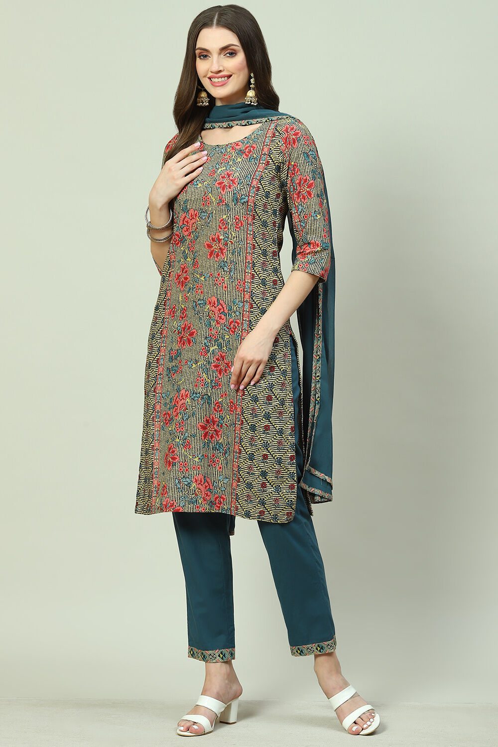 Multi-coloured Printed Straight Kurta Regular Pants Suit Set image number 0