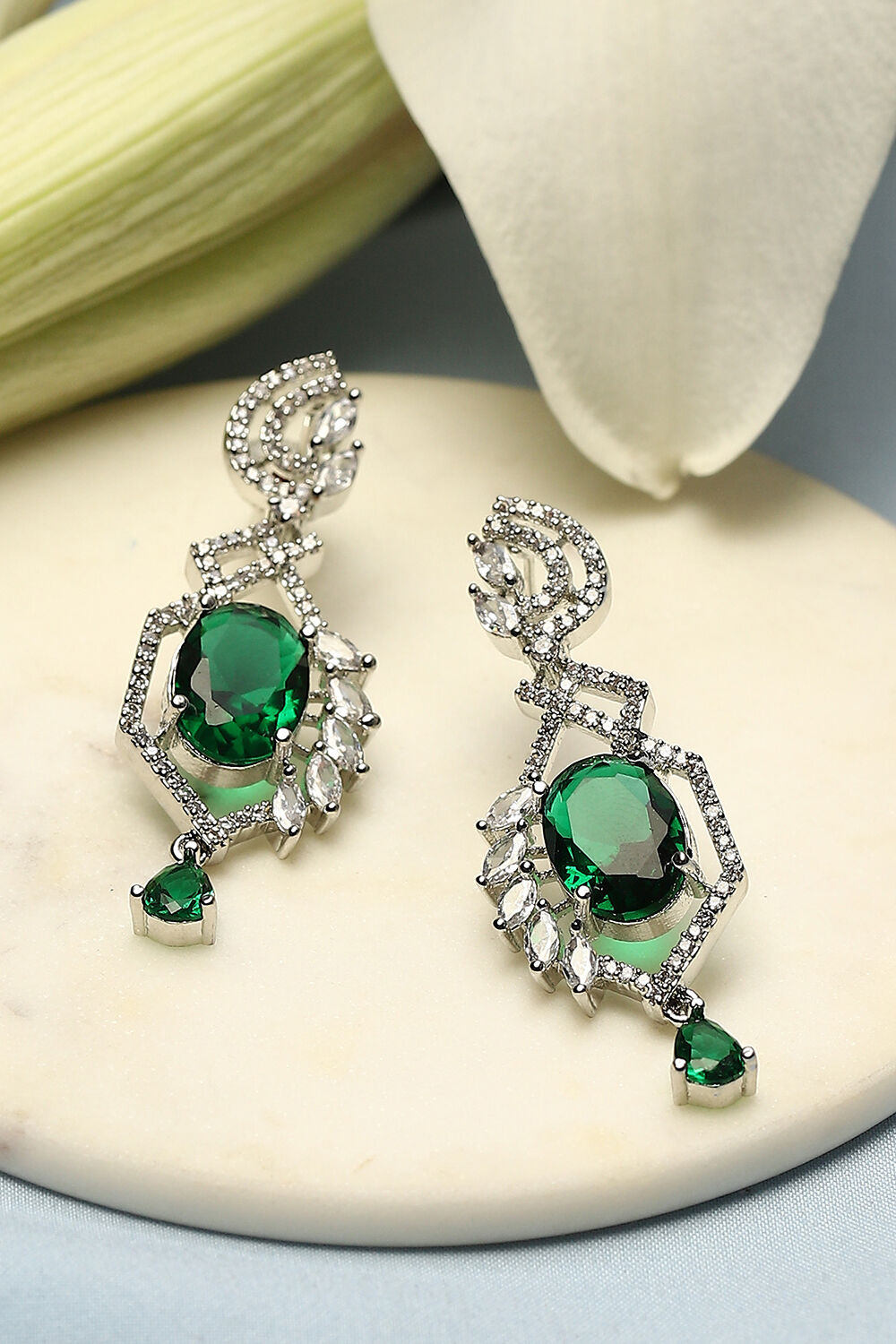 Emerald Green Brass Earrings image number 0