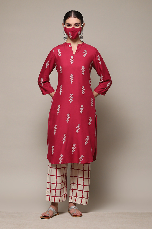 Terracotta Rayon Straight Kurta Pants Set image number 6