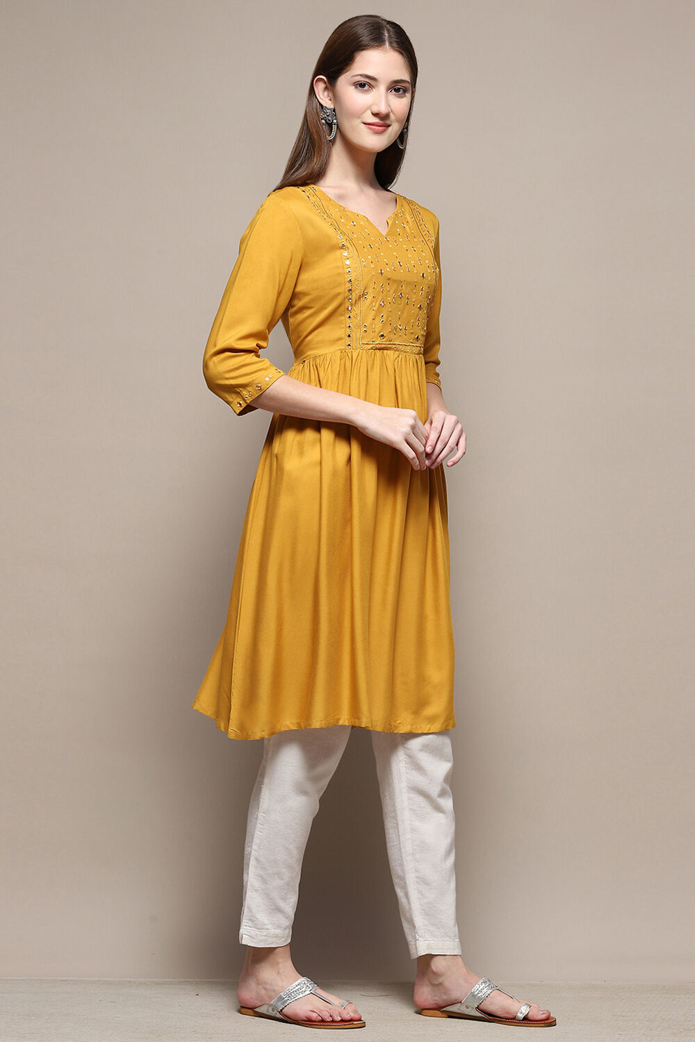 Mustard Rayon Short Solid Kurti image number 4