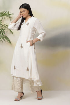 Off White Flared Cotton Kurta image number 3