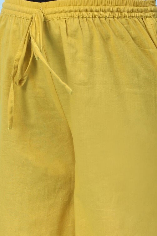 Yellow Cotton Straight Printed Kurta Set image number 2