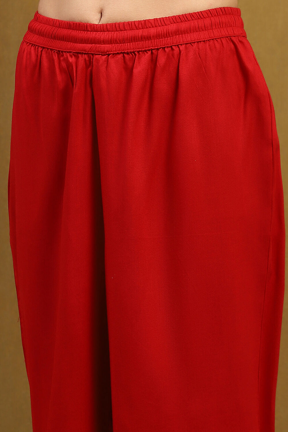 Cherry Red Bandhani Printed Straight Suit Set image number 2