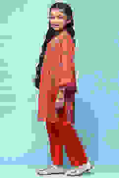 Red Printed Gathered Kurta With Red Solid Pant image number 3