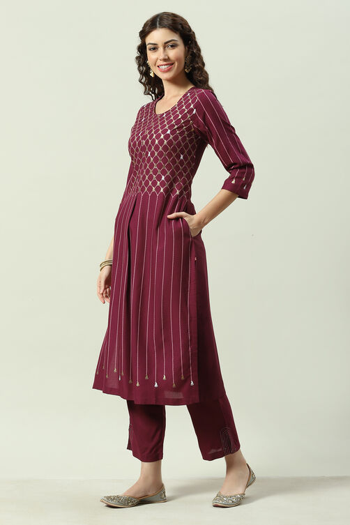 Plum Printed Rayon Straight Kurta Regular Pant Suit Set image number 0