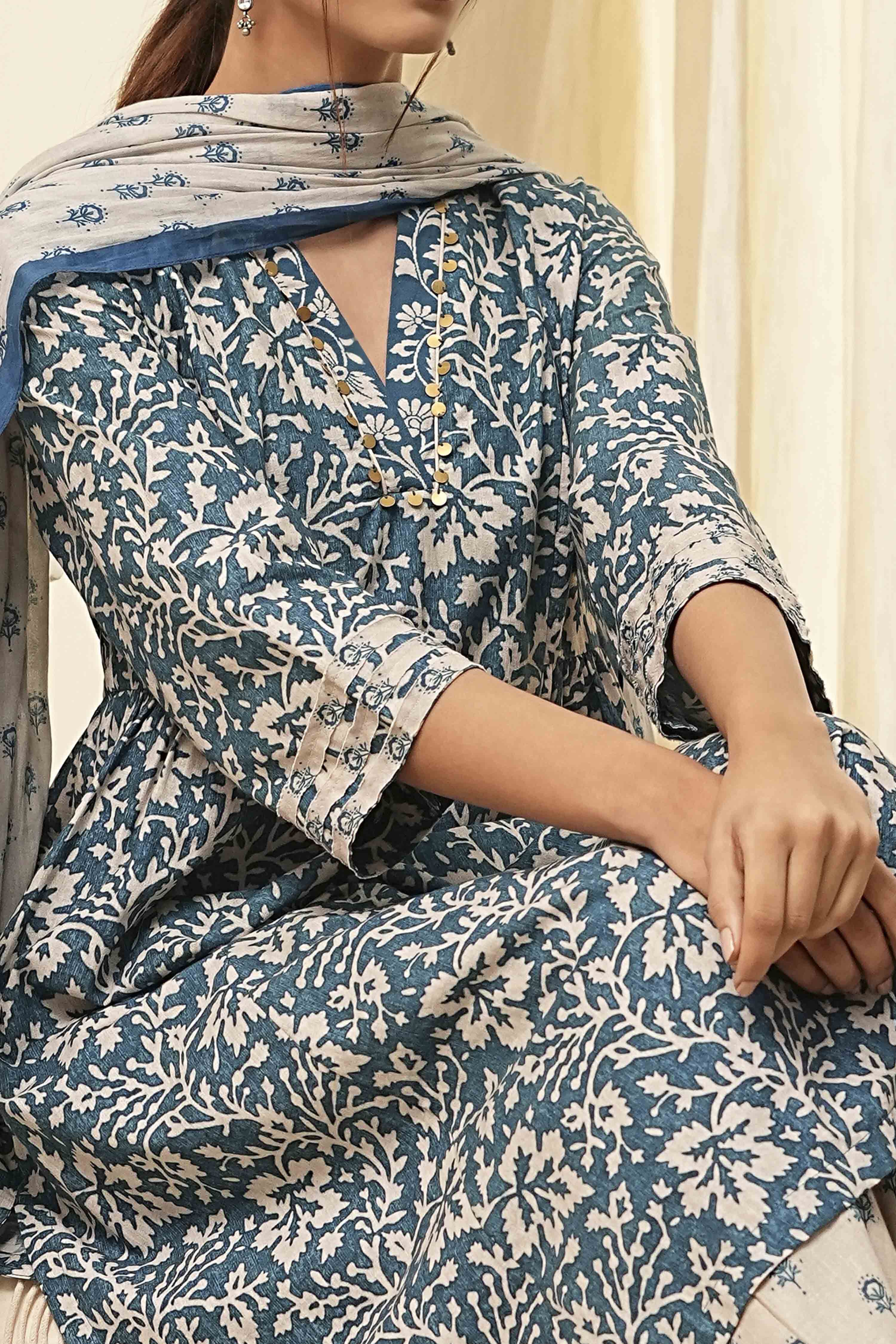 Red Cotton Printed Gathered Suit Set image number 1