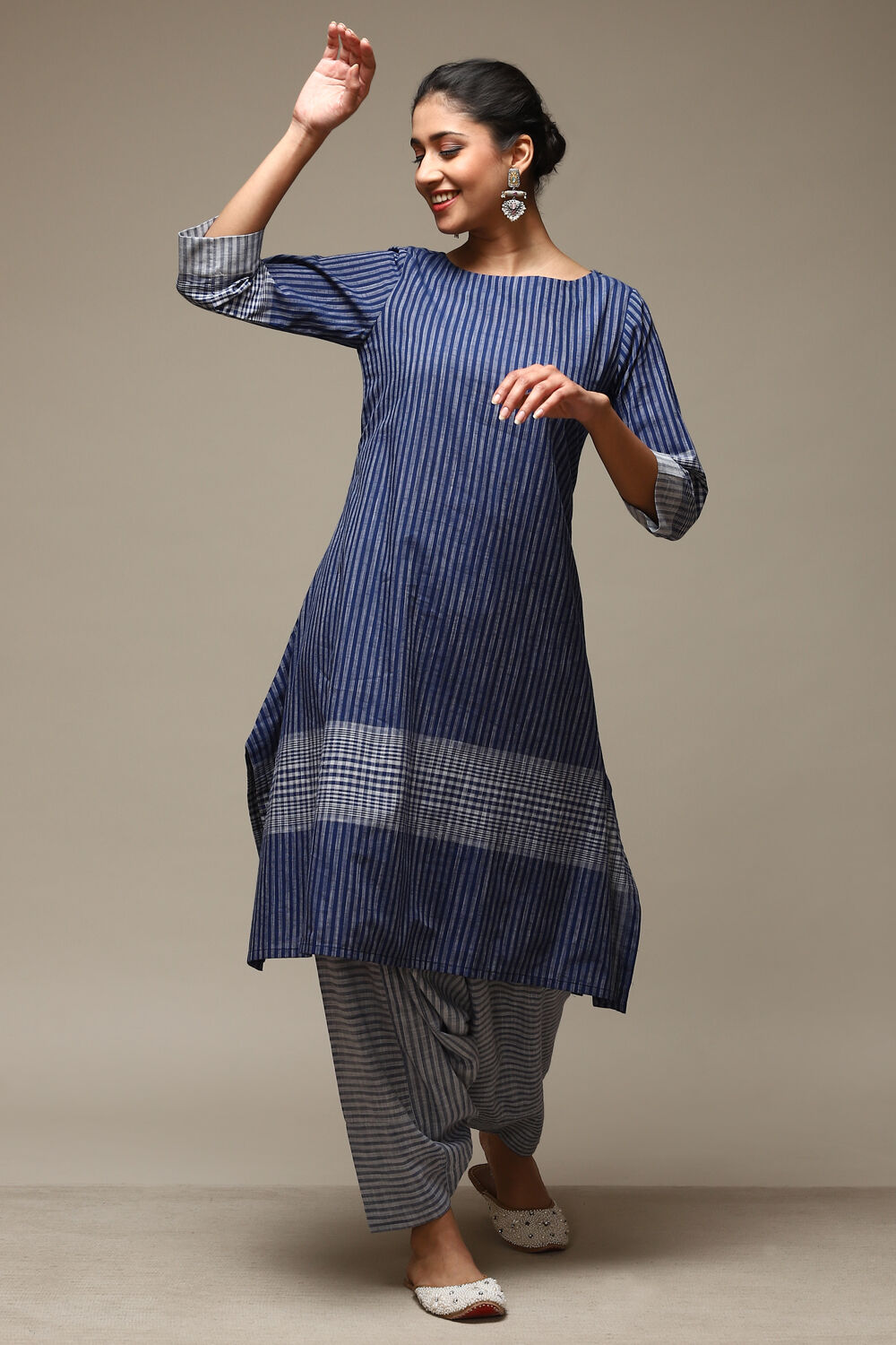 Indigo Cotton Flared Yarndyed 2 Piece Set image number 0