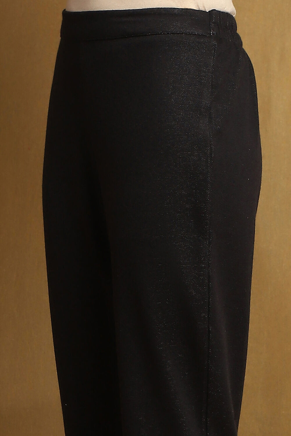 Black Jacquard Straight Set image number 2