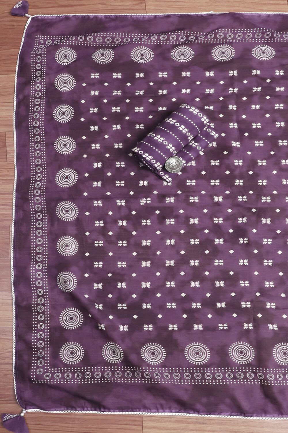Indigo Cotton Unstitched Suit Set image number 2