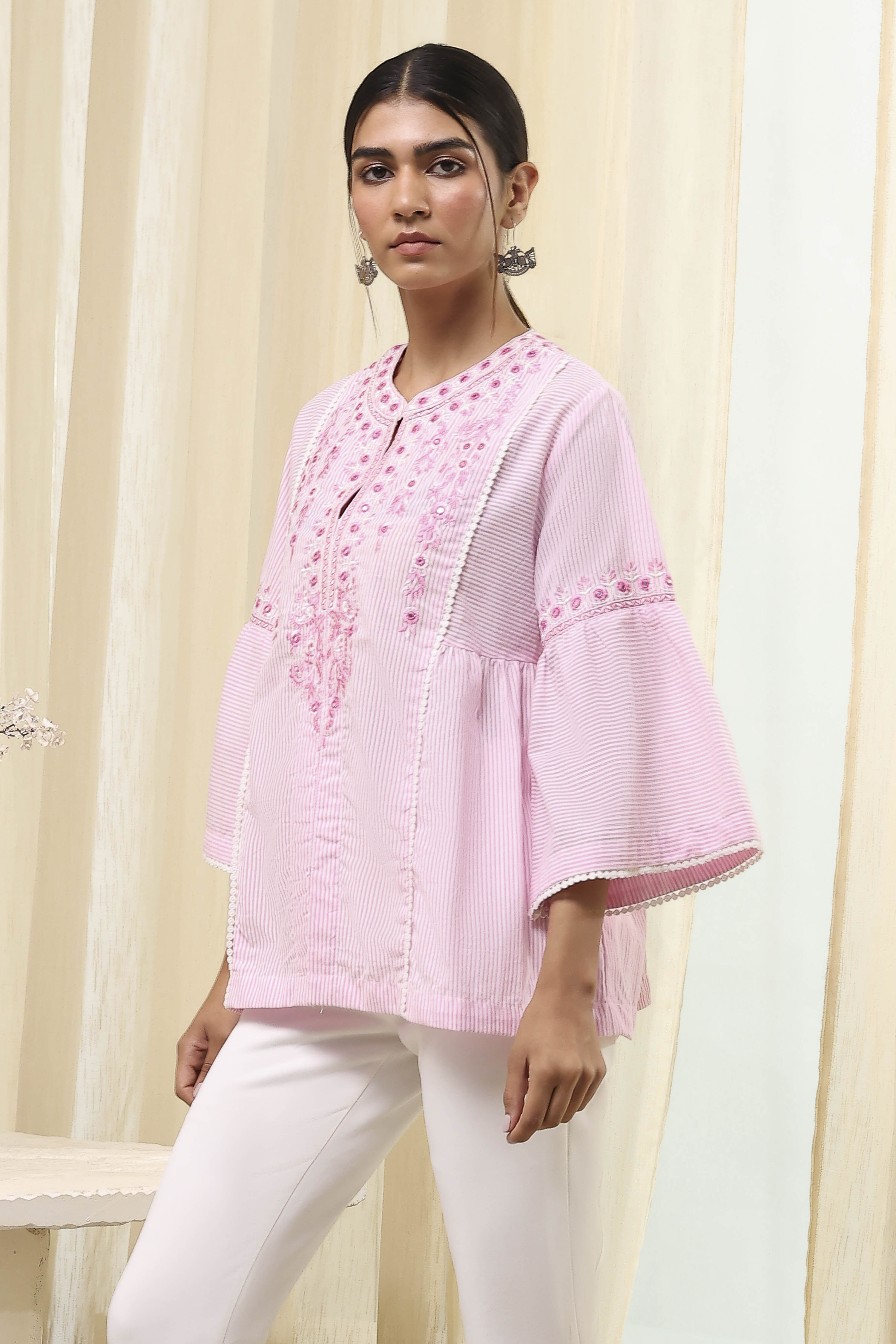 Blue Cotton Striped Straight Short Kurta image number 2