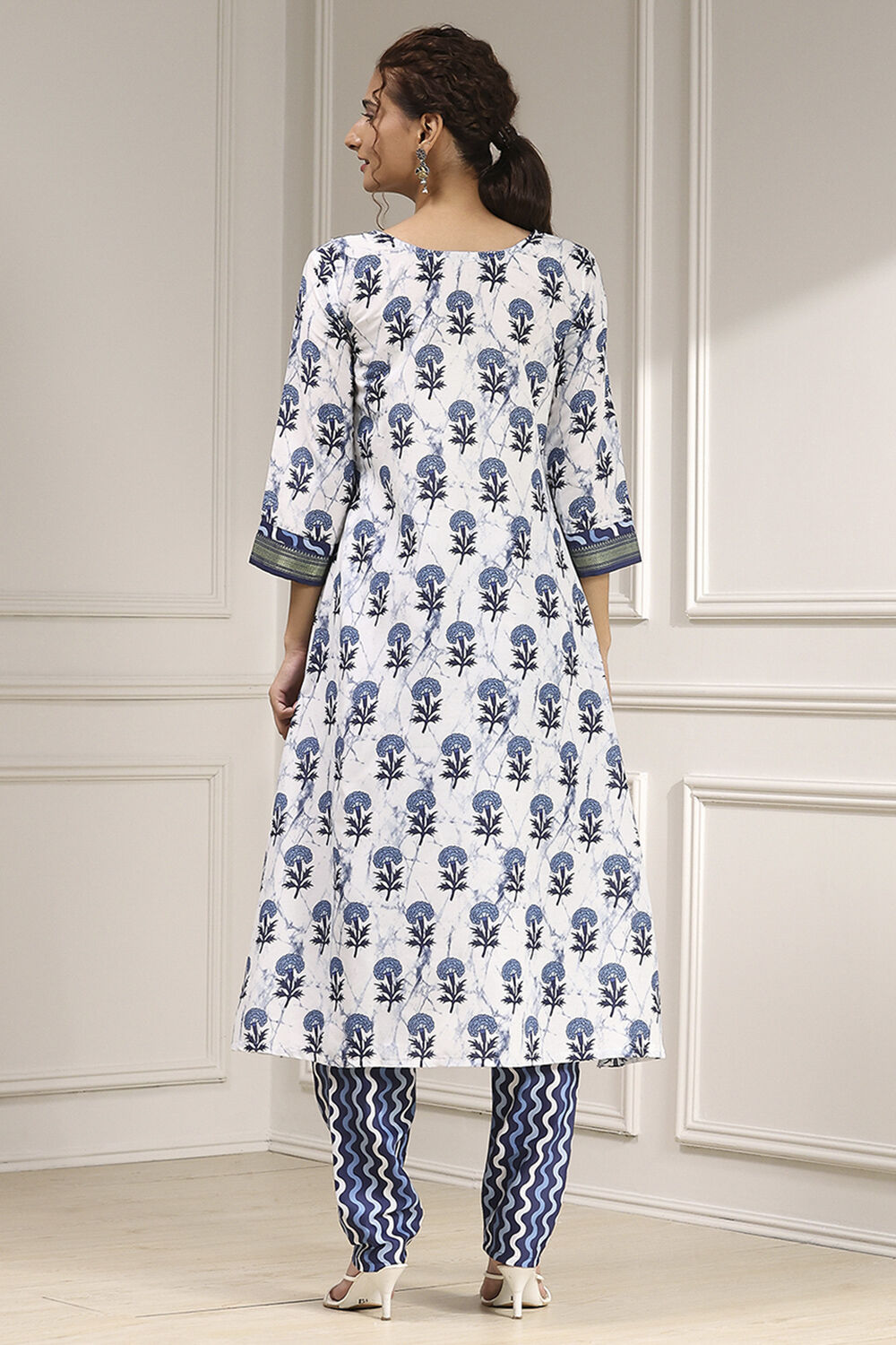 Indigo Cotton Modal Digital Print Unstitched Suit Set image number 5