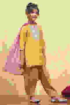 Yellow Cotton Dyed Straight Suit Set image number 5