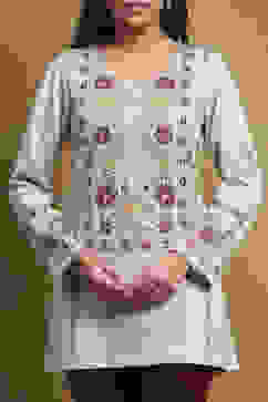 Grey Printed Winter wear Straight Short Kurta image number 1