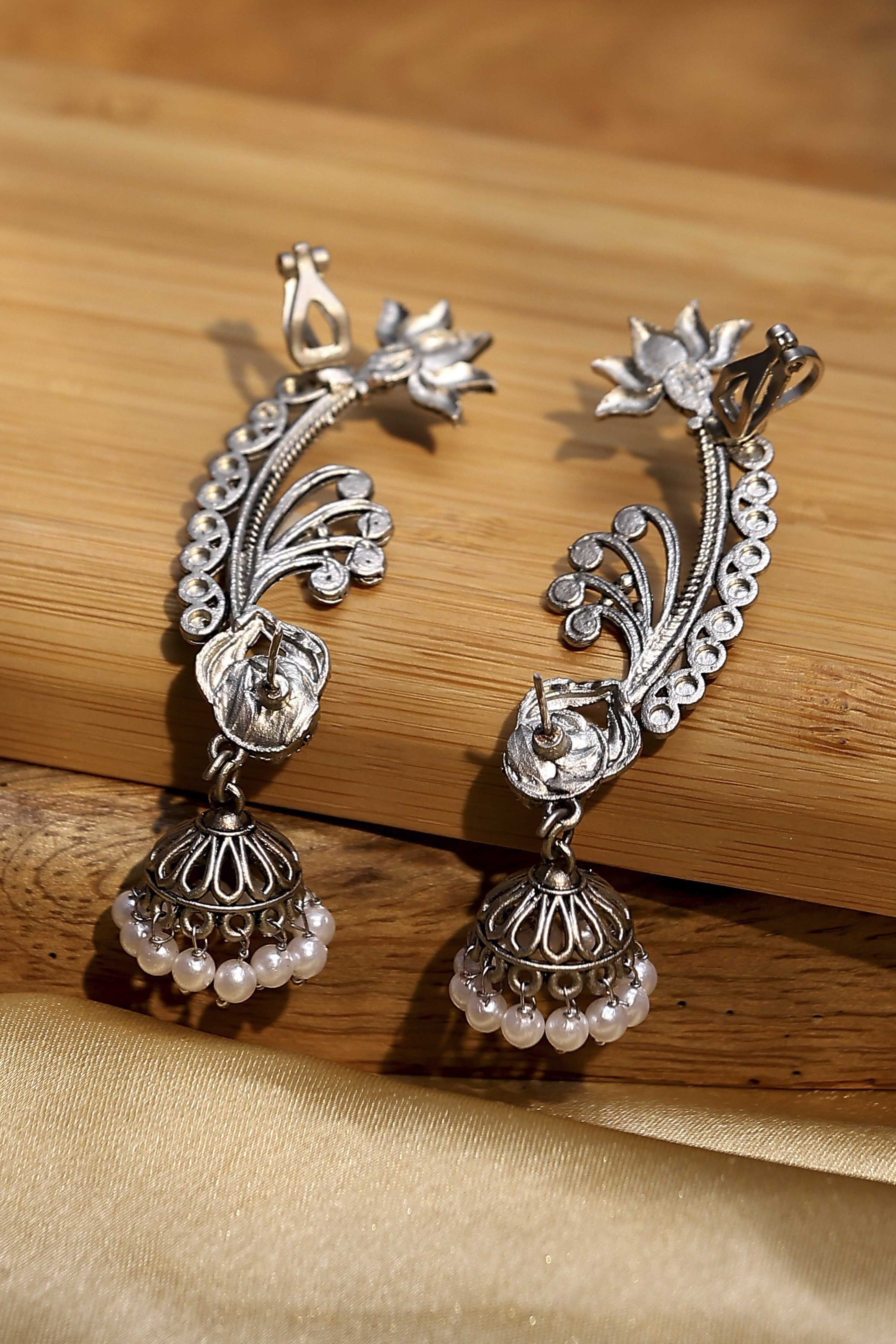 Oxidised Alloy Earcuff image number 2