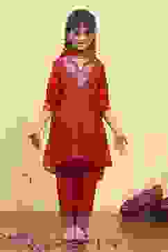 Red Viscose Rayon Solid A-Line Suit Set image number 6