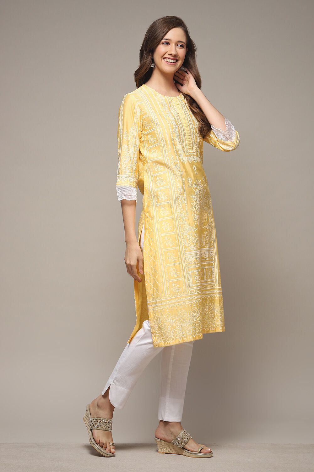 Yellow Viscose Straight Printed Kurta image number 4