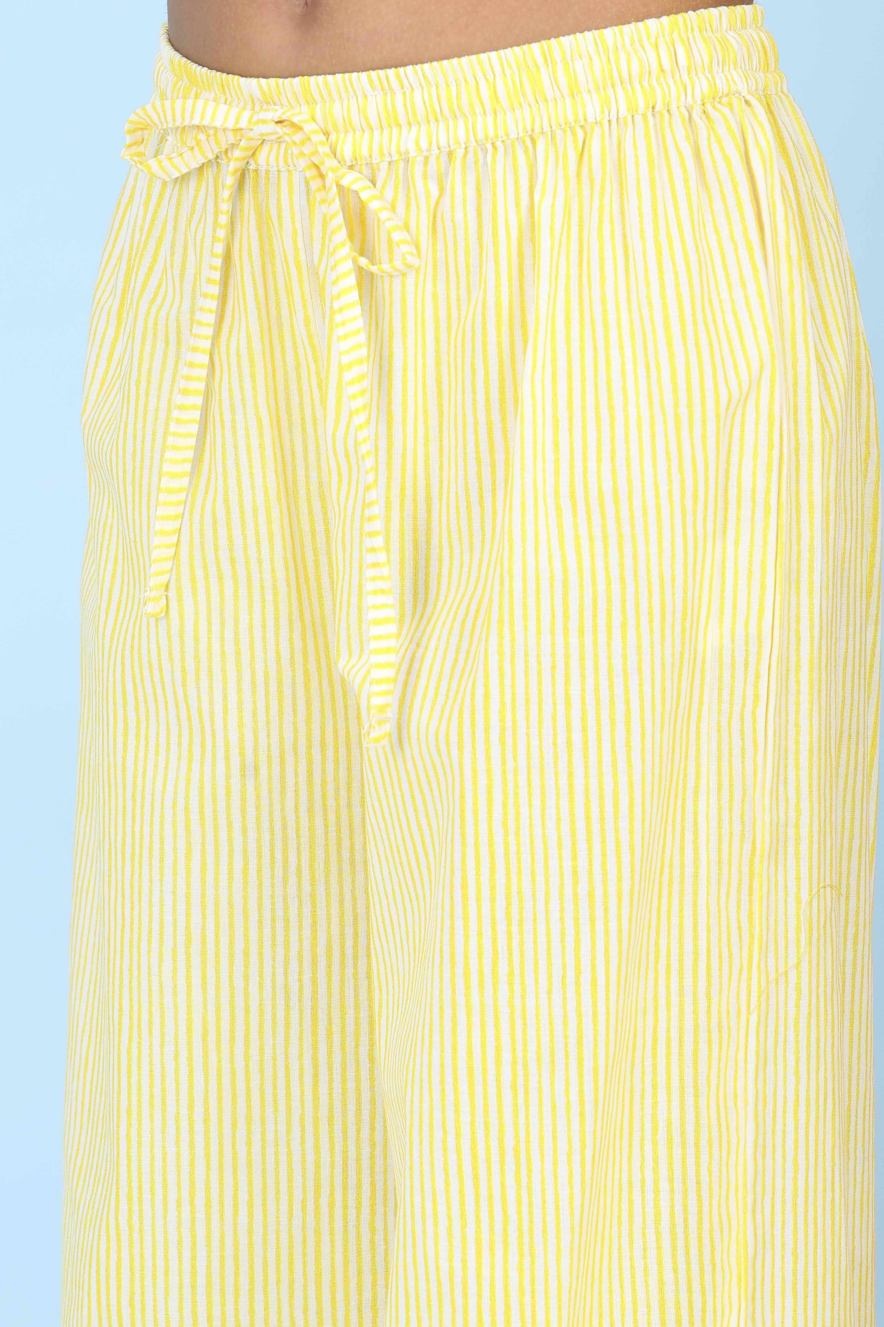 Yellow Cotton Printed Straight Suit Set image number 2