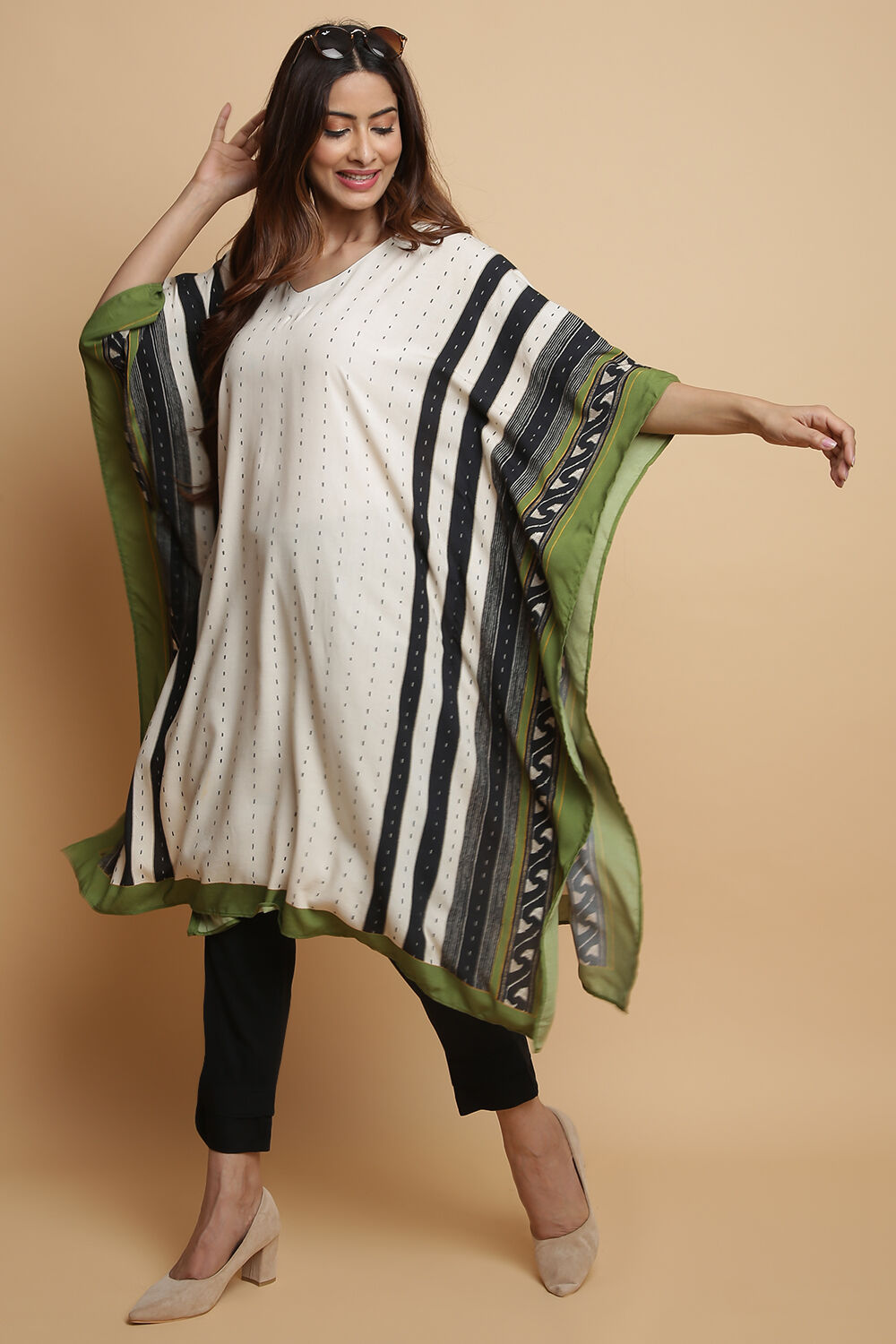 Cream And Black Rayaon Straight Kurta Pant Suit Set image number 3