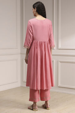 Peach-Colored Embroidered Gathered Suit Set image number 4