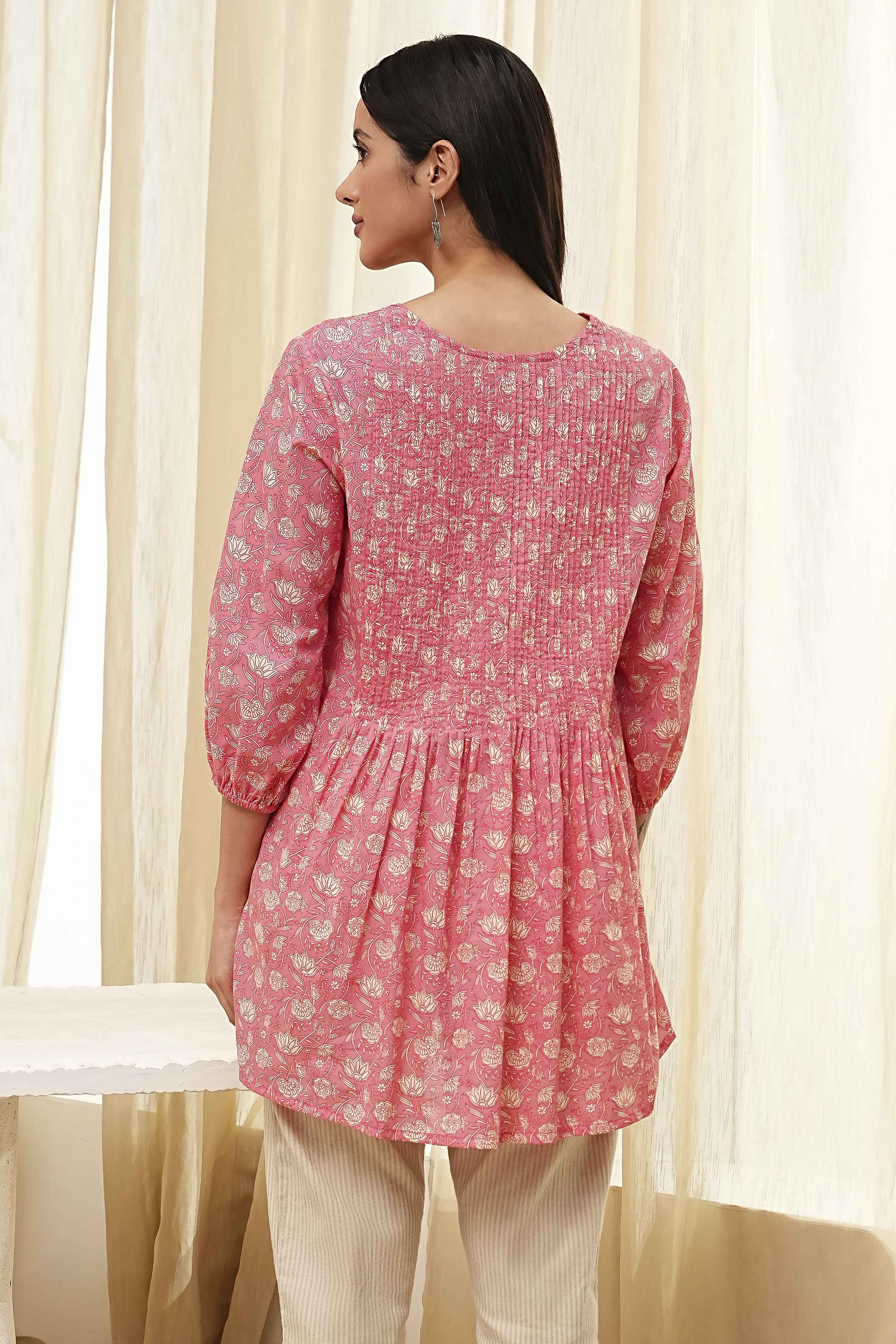 Coral Cotton Pleated Short Kurta image number 3