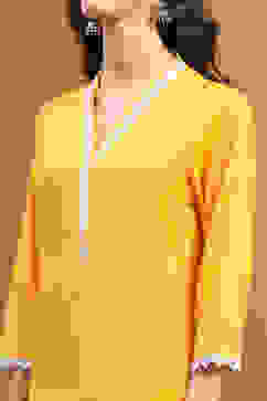 Yellow Cotton Solid Regular Fit Straight Kurta image number 1
