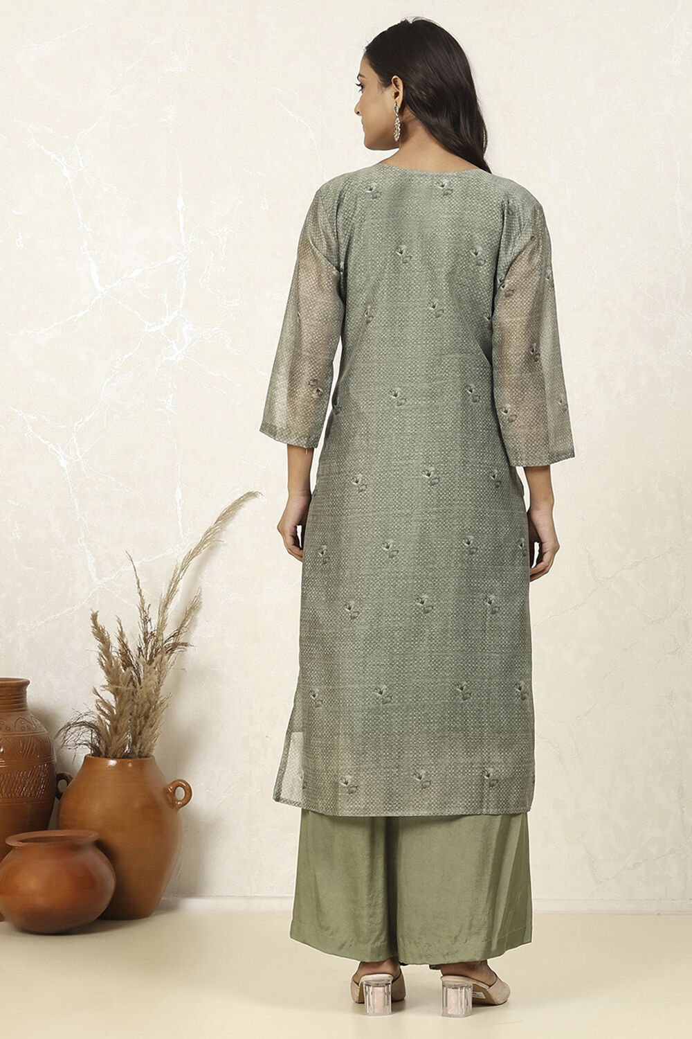 Green Chanderi Hand Embroidered Unstitched Suit Set image number 5