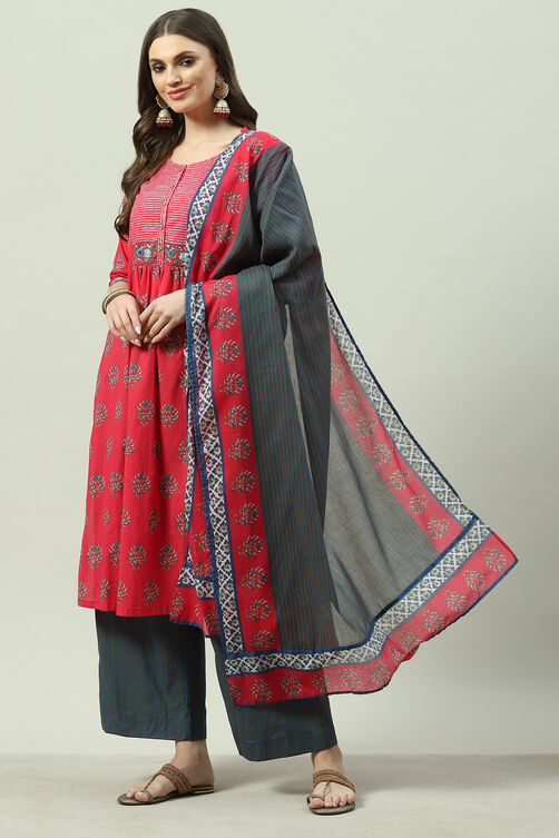 Red Cotton Straight Kurta Palazzo Suit Set image number 2