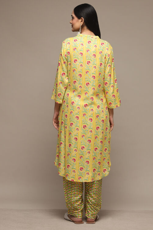Yellow Rayon Straight Kurta Pant Suit Set image number 4