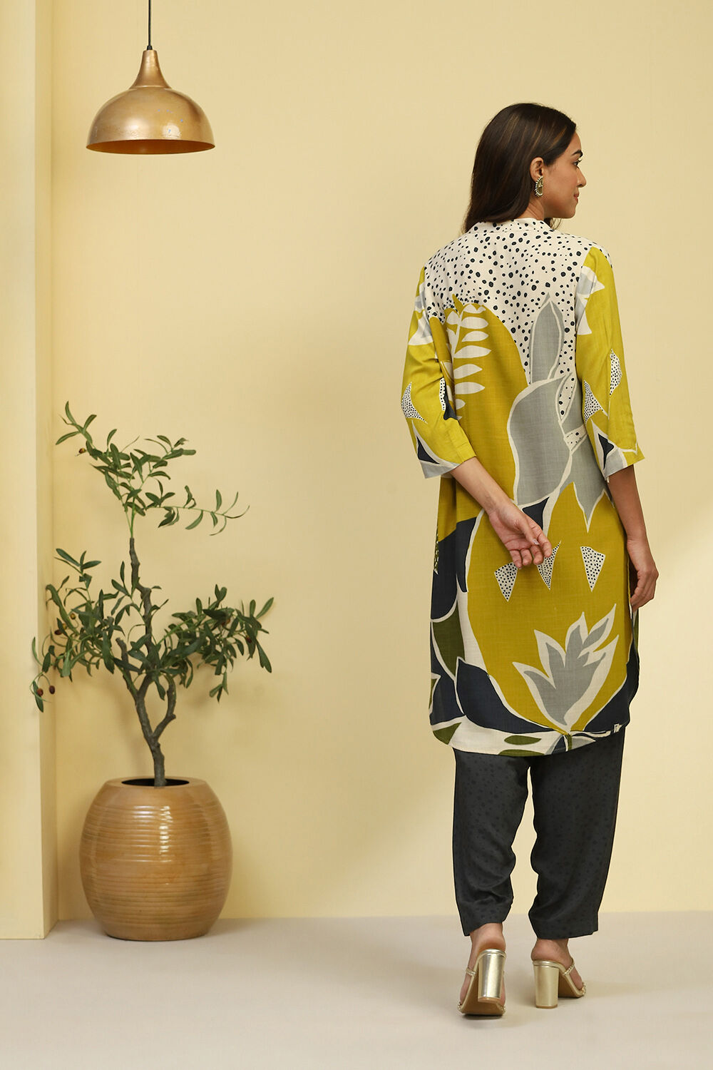 Lime Green and Grey Floral Printed Fusion Kurta Set image number 4