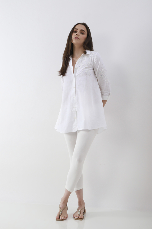 Maroon Cotton Lycra Solid Fitted Cropped Leggings image number 0