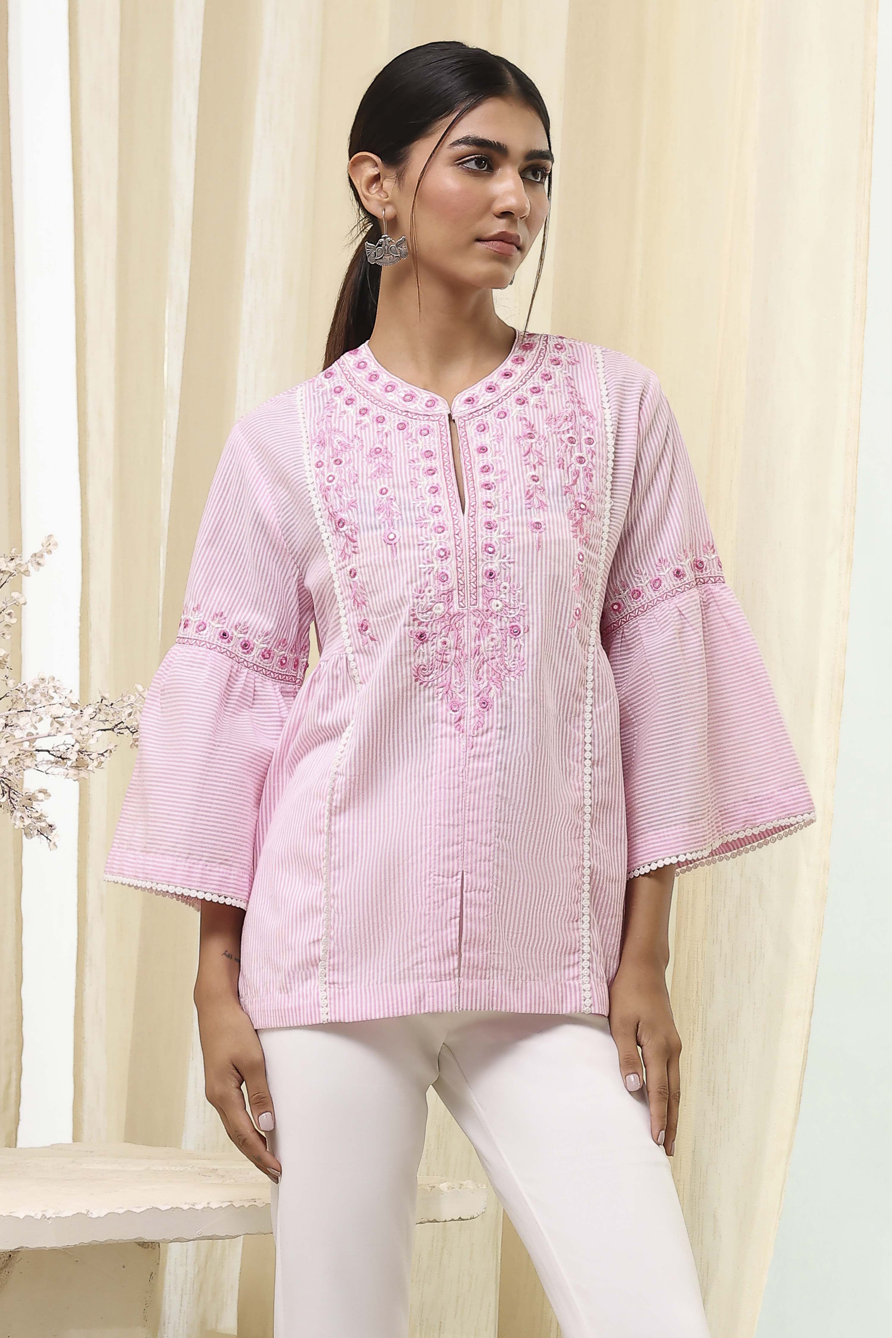 Blue Cotton Striped Straight Short Kurta image number 4