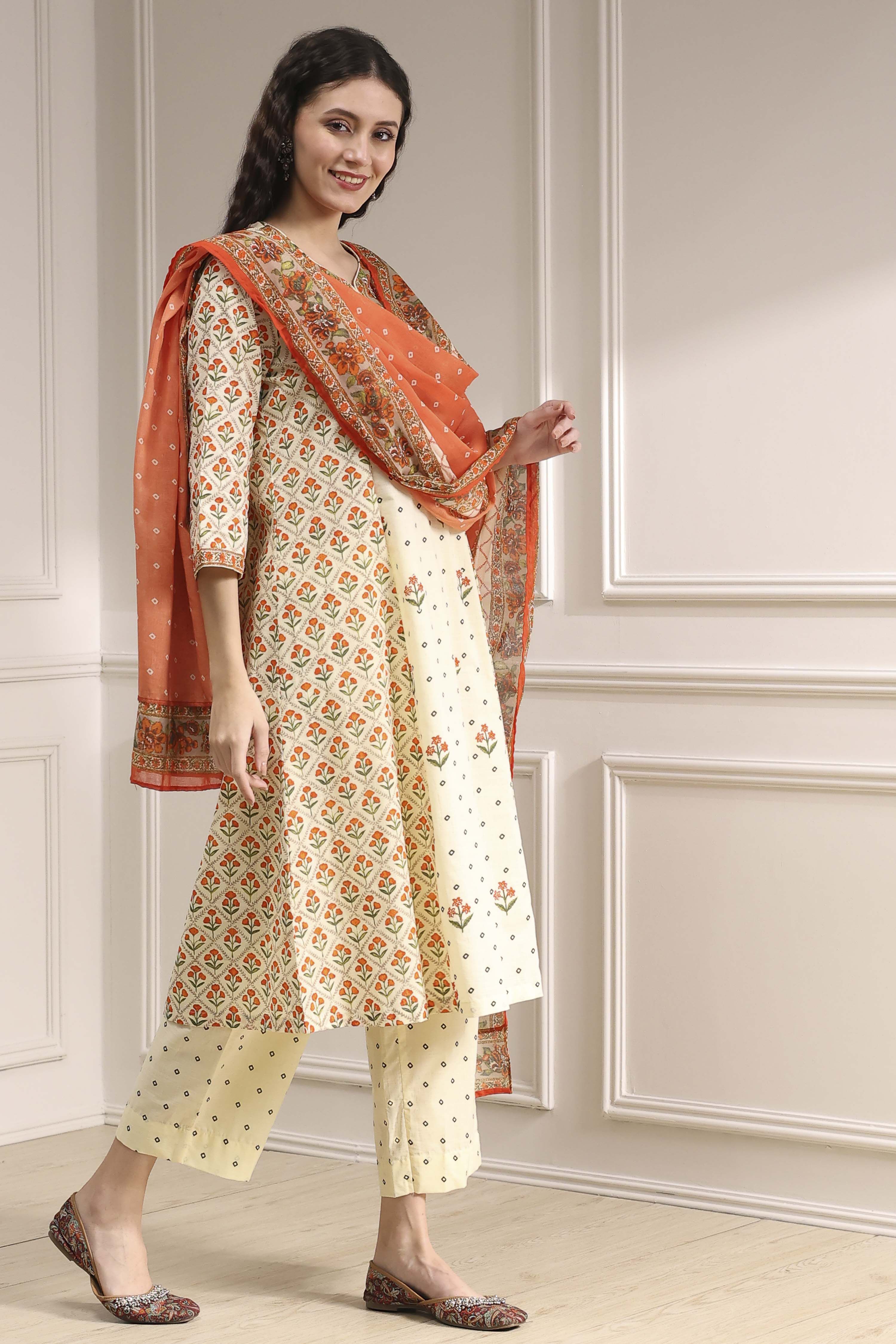 Beige Cotton Printed A-Line Suit Set image number 5