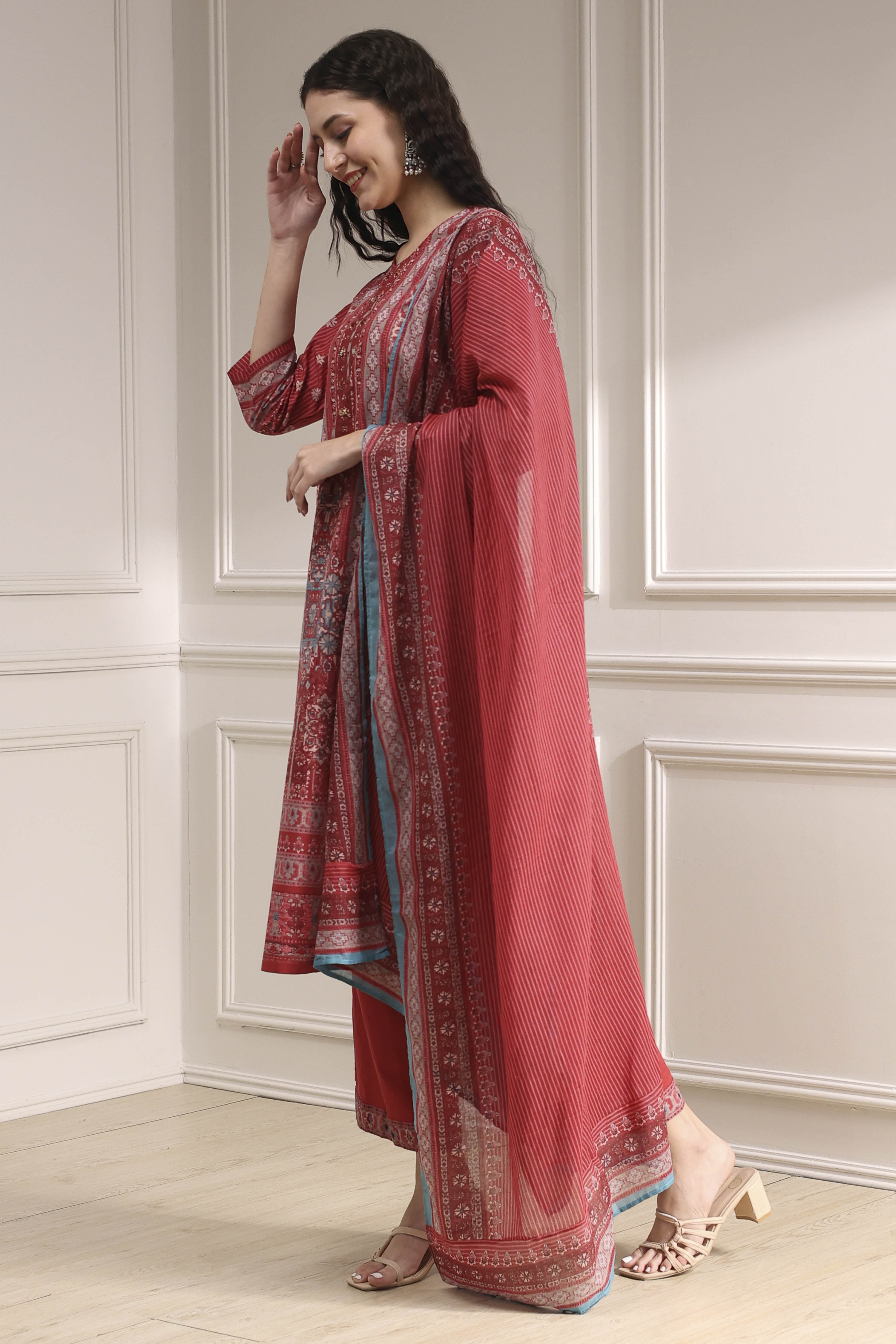 Grey Cotton Printed Straight Suit Set image number 3