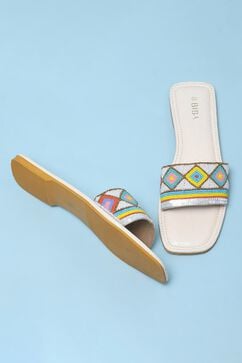 White Fabric Sandals image number 2