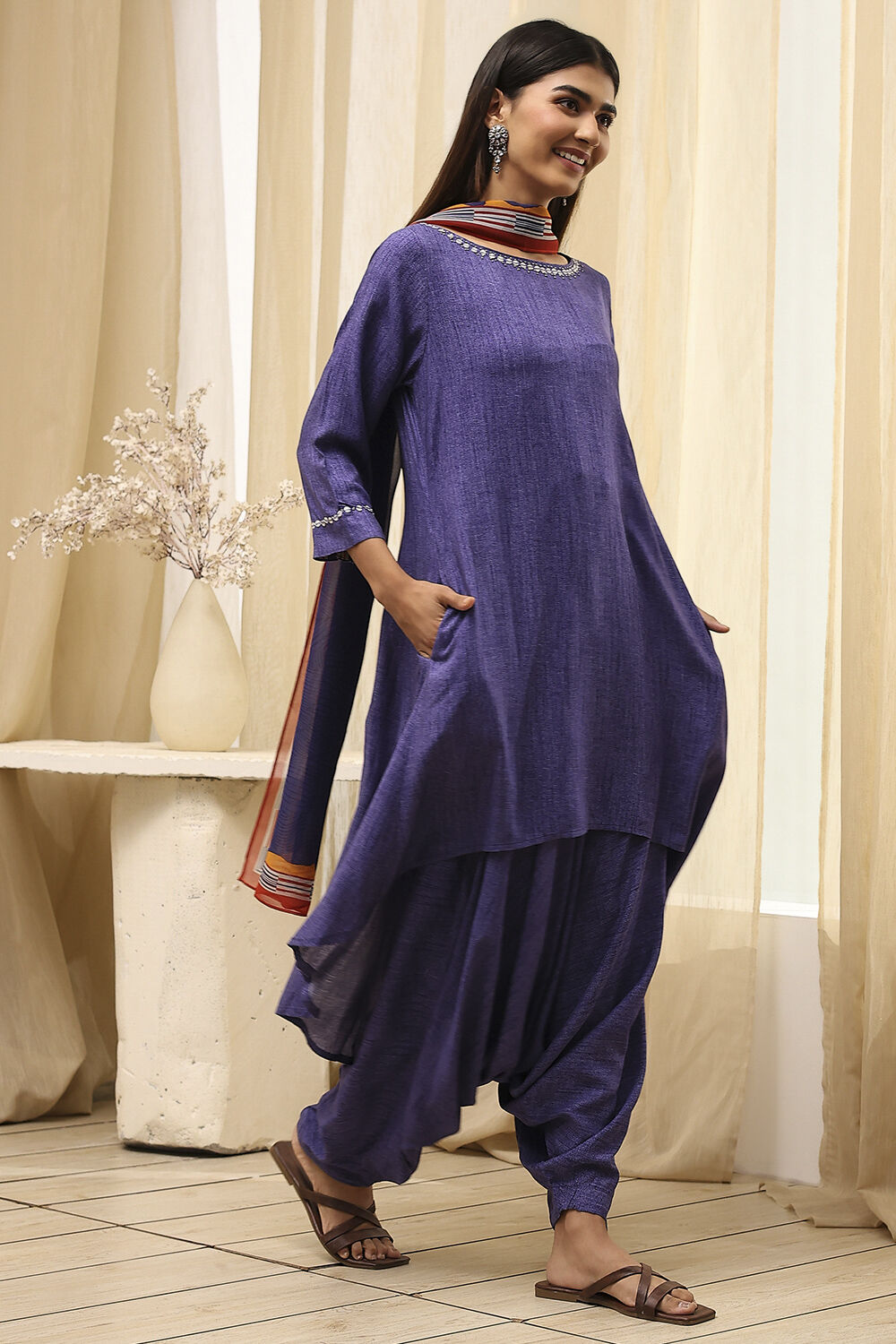 Blue Printed Asymmetric Suit Set image number 4