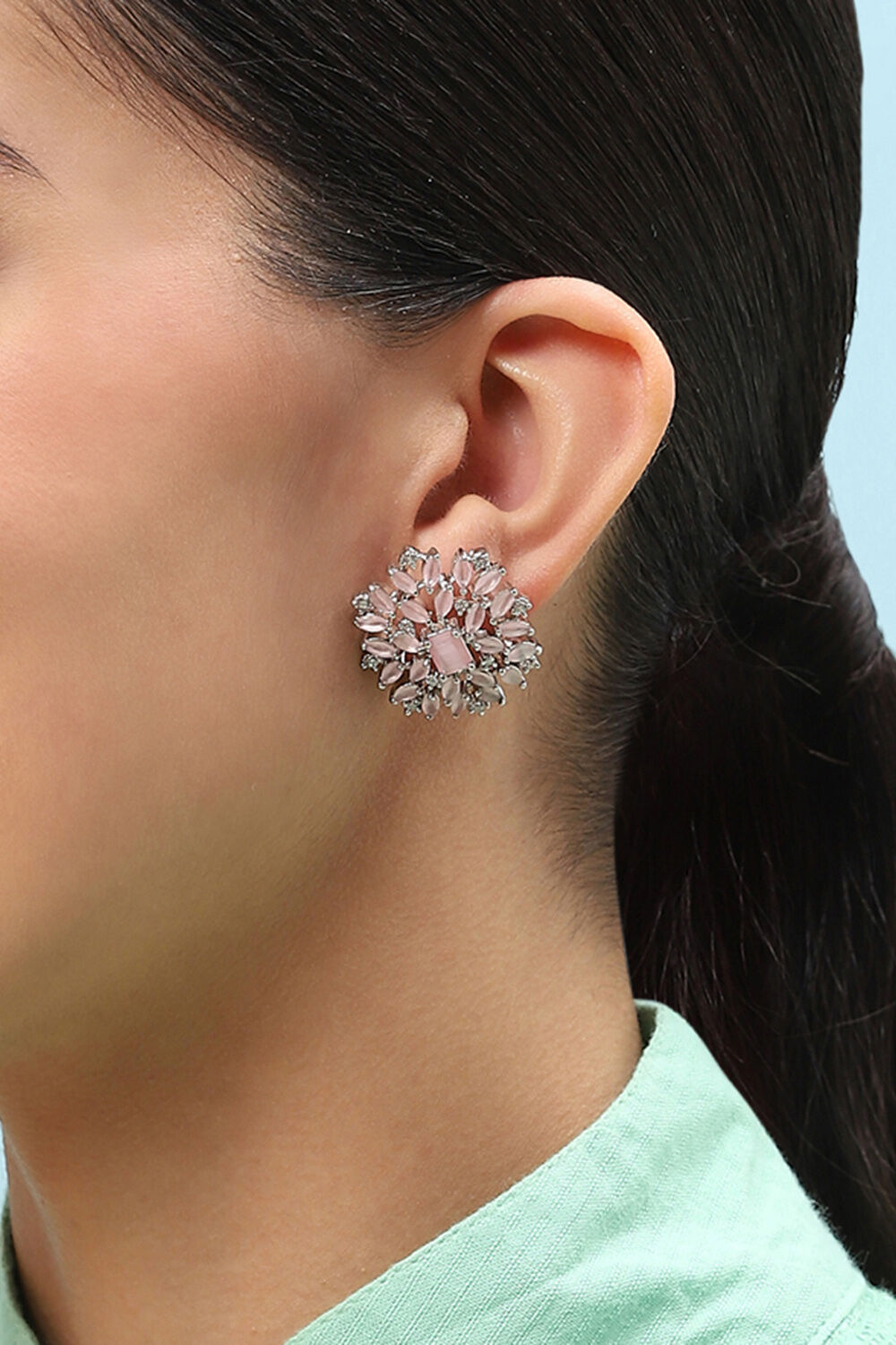 Light Pink Brass earrings image number 3