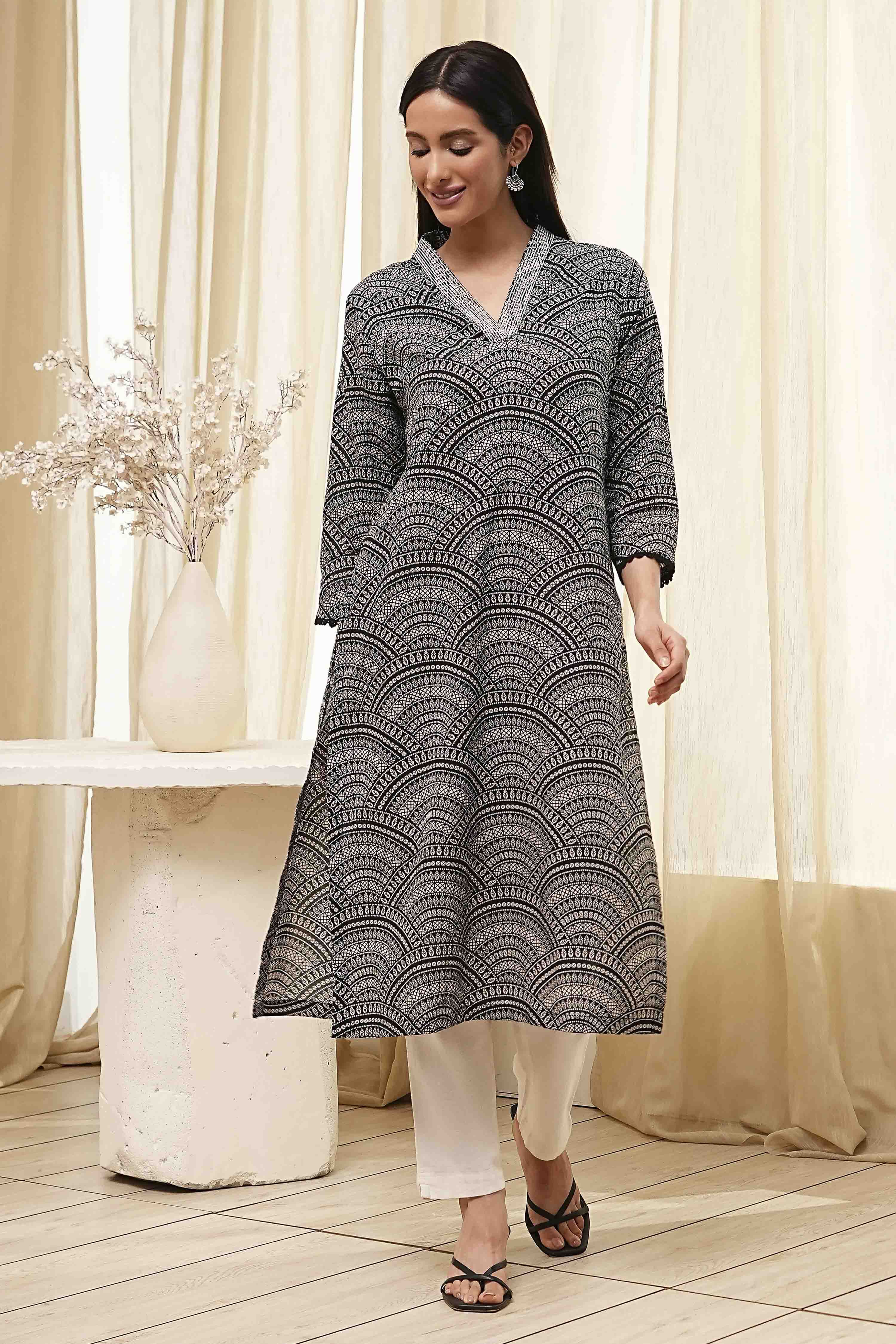 Black Cotton Printed Straight Kurta image number 0