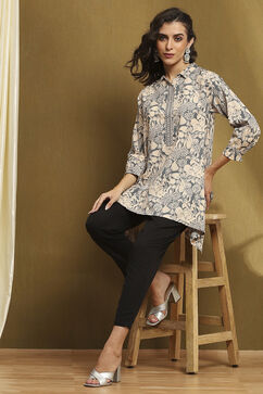 Beige and Grey Cotton Printed Straight Short Kurta image number 0