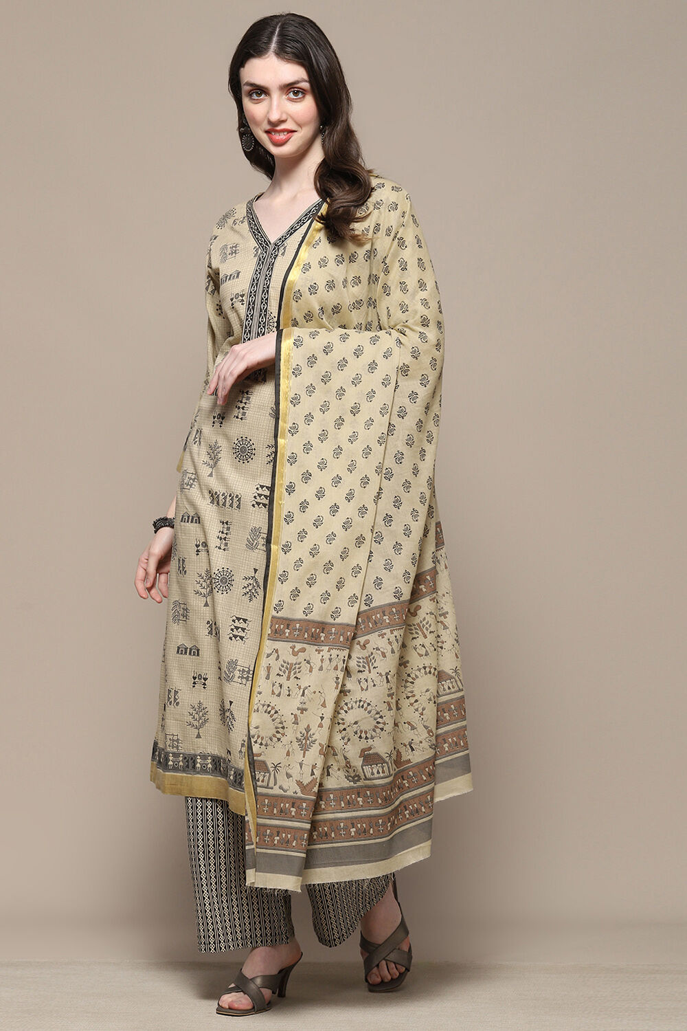 Grey Cotton African Screen Printed Unstitched Suit Set image number 9