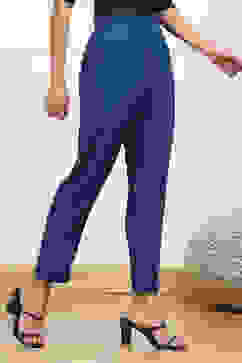 Electric Blue Solid Tapered Relaxed Fit Pants image number 3