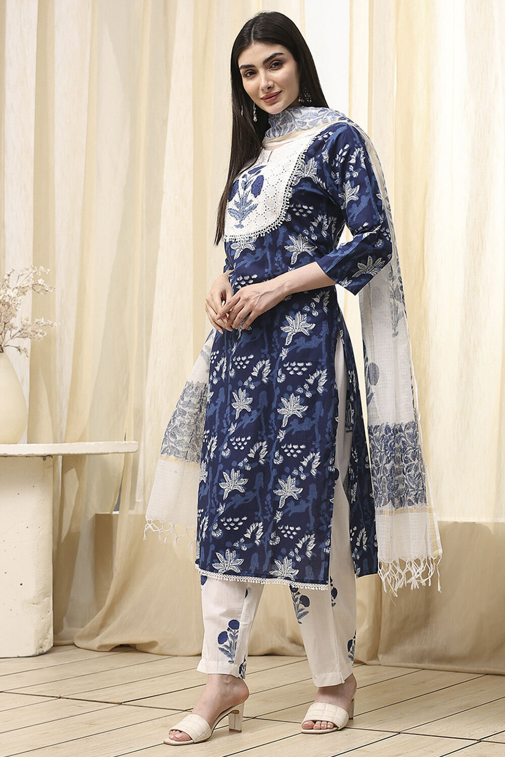 Blue Cotton Unstitched Suit Set image number 4
