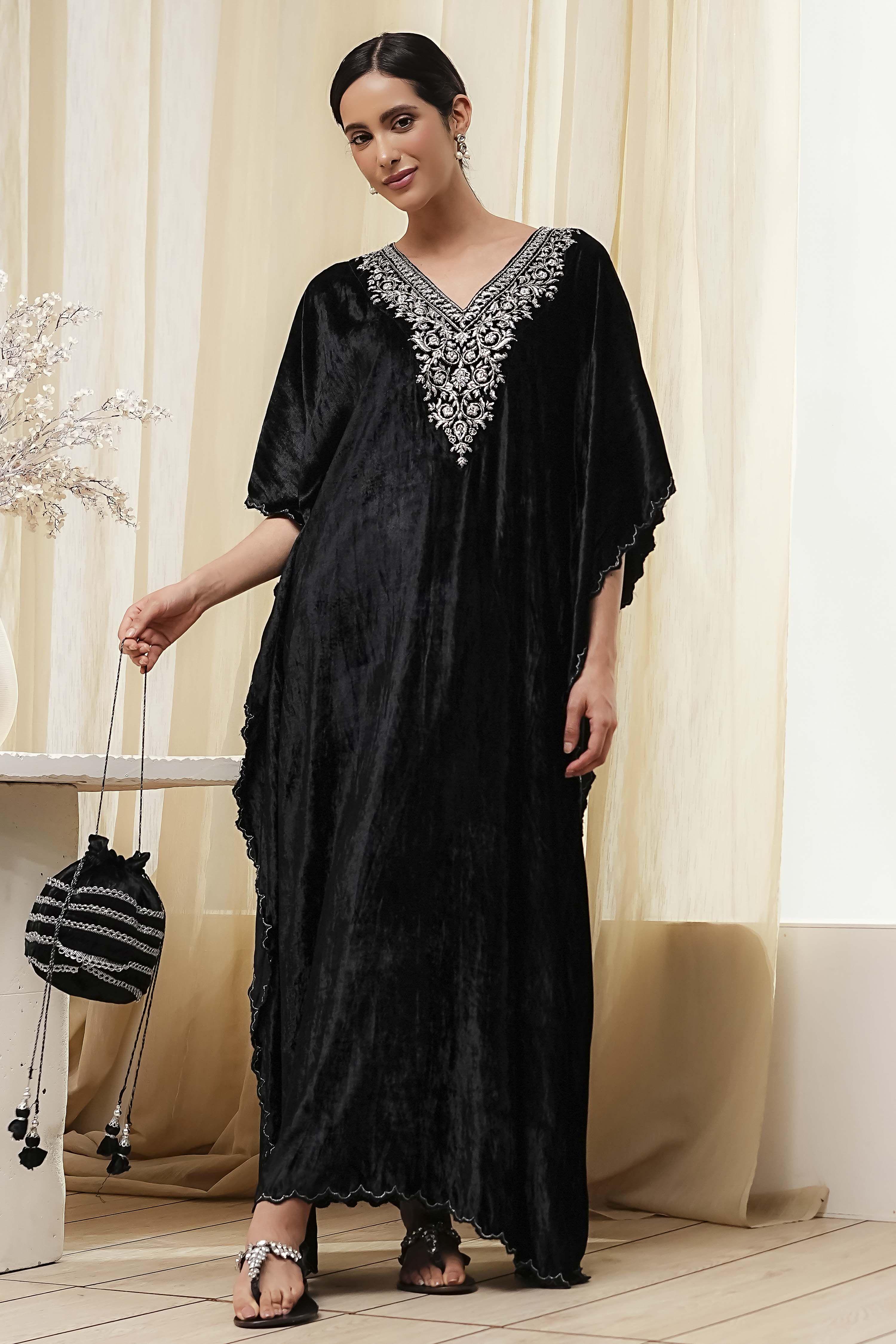 Black Viscose A-Line Suit Set image number 6