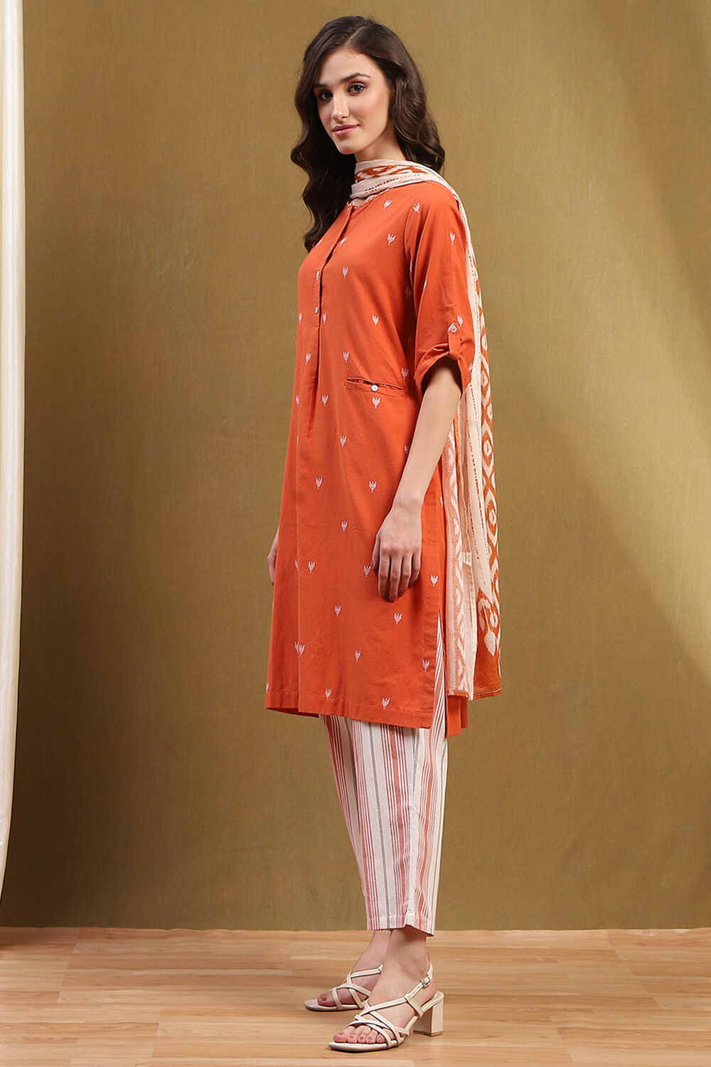 Orange Cotton Printed Straight Suit Set image number 3