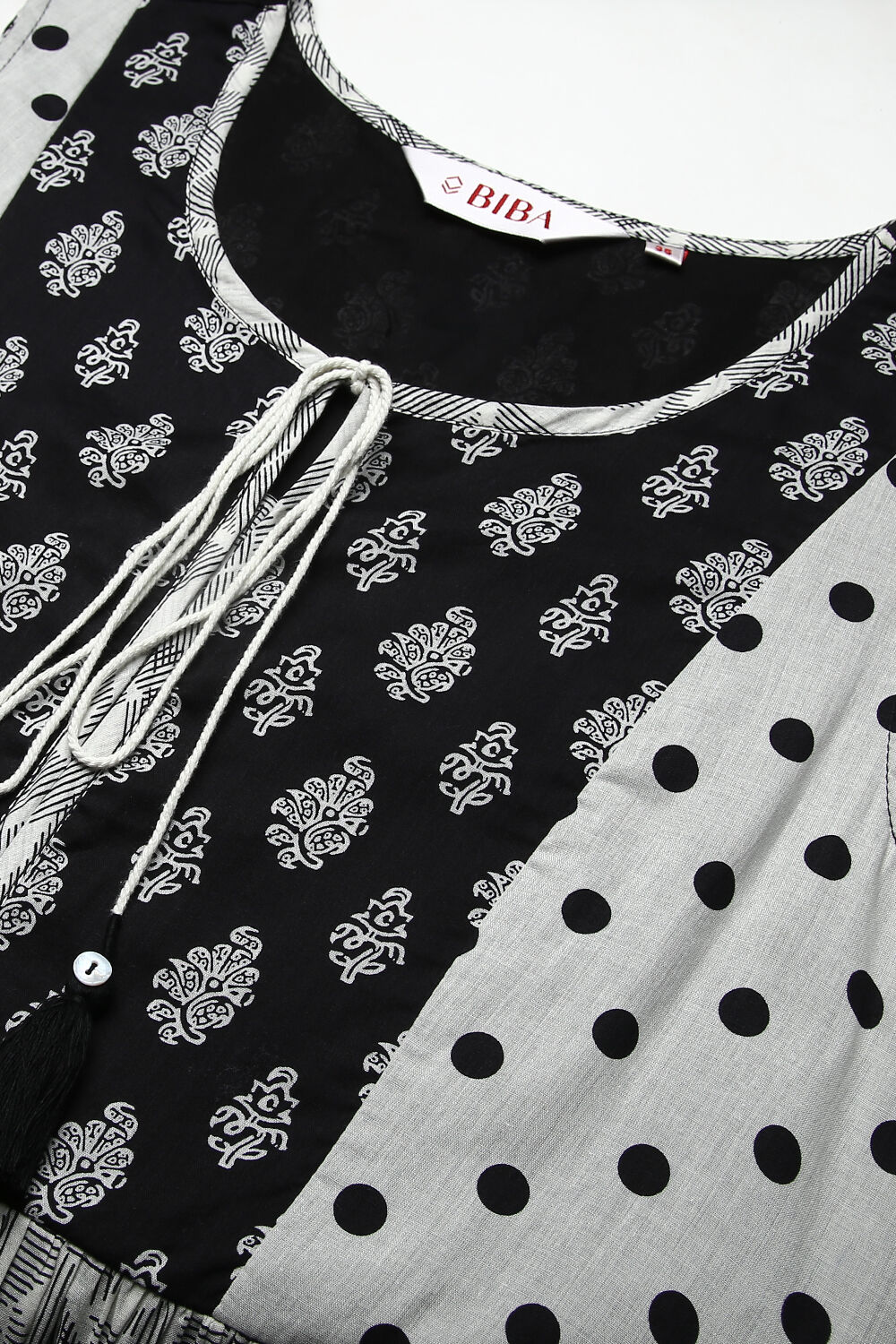 Black And White Cotton Fusion Wear Dress image number 1